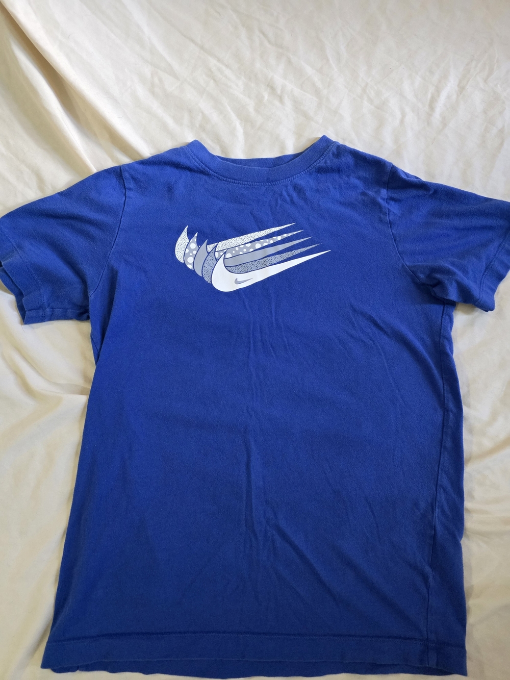 Nike Boys' Blue Graphic Logo T-Shirt